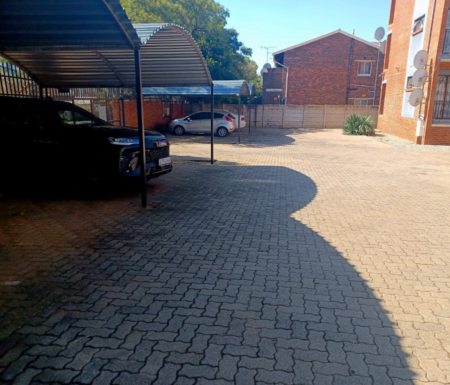 2 Bedroom Property for Sale in Windsor West Gauteng
