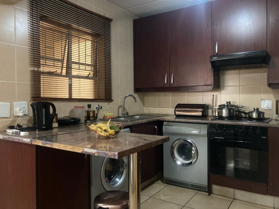 3 Bedroom Property for Sale in Ormonde Gauteng