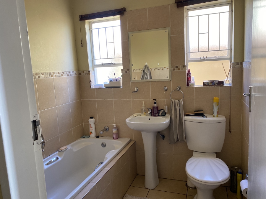3 Bedroom Property for Sale in Ormonde Gauteng