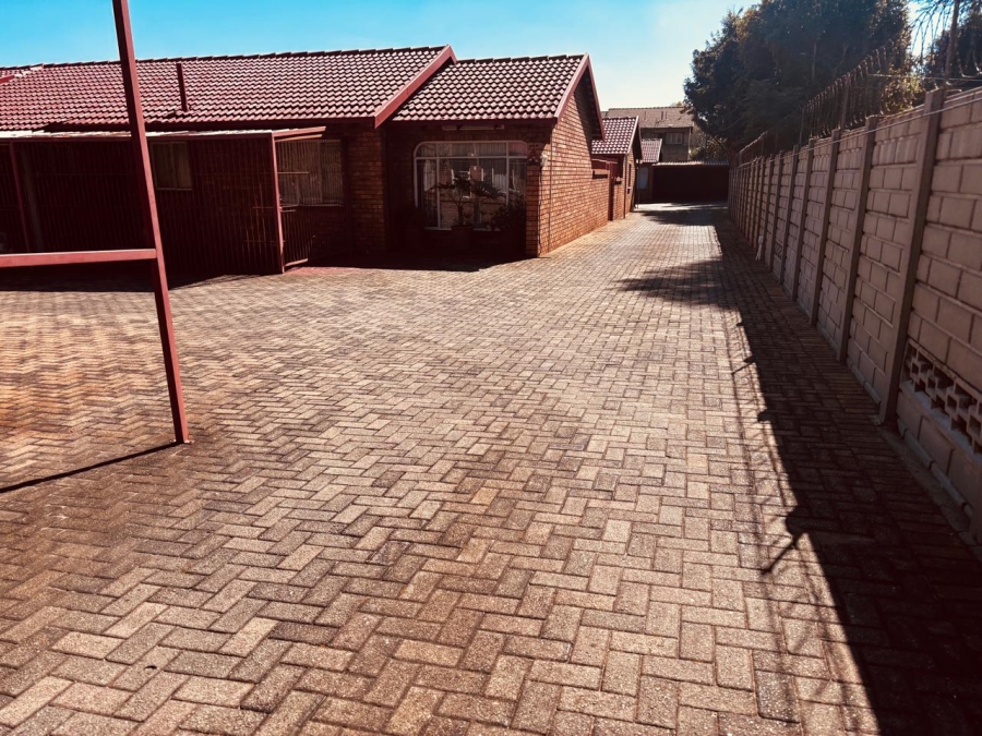 3 Bedroom Property for Sale in Krugersdorp North Gauteng