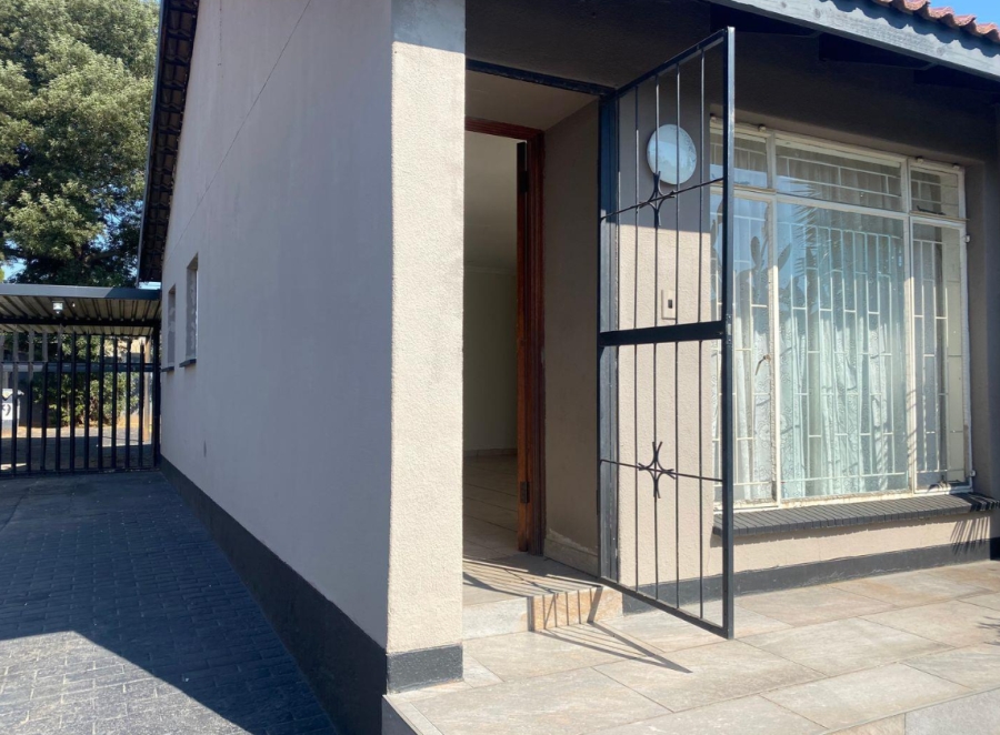 3 Bedroom Property for Sale in Tulisa Park Gauteng