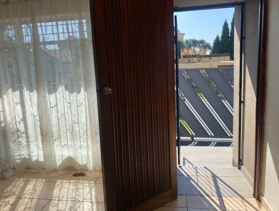 3 Bedroom Property for Sale in Tulisa Park Gauteng