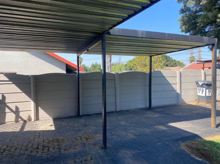 3 Bedroom Property for Sale in Tulisa Park Gauteng