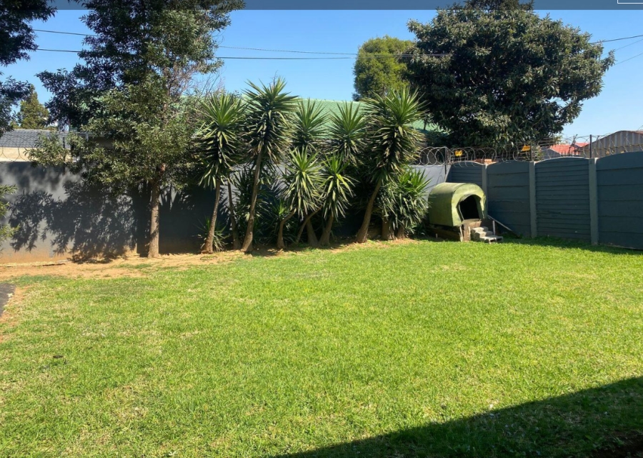 3 Bedroom Property for Sale in Tulisa Park Gauteng
