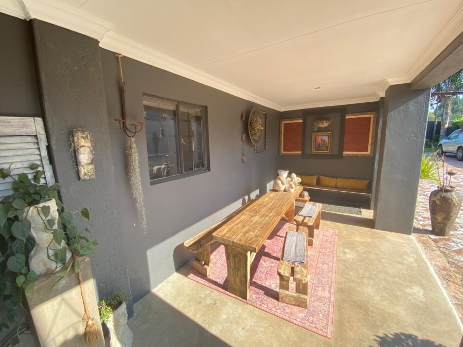 To Let 3 Bedroom Property for Rent in Faerie Glen Gauteng