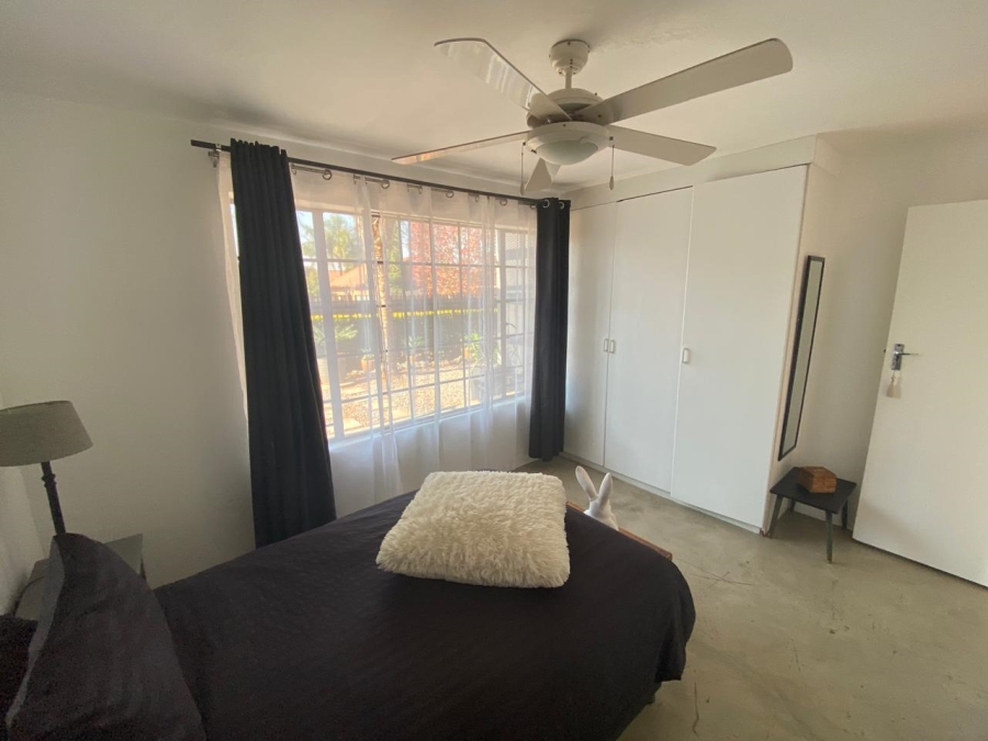 To Let 3 Bedroom Property for Rent in Faerie Glen Gauteng