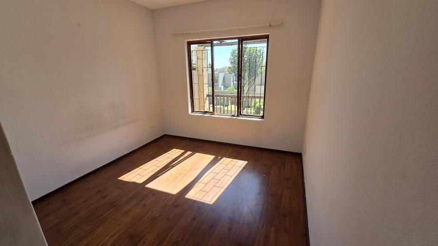 1 Bedroom Property for Sale in Sunninghill Gauteng