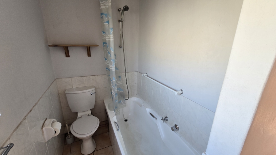 1 Bedroom Property for Sale in Sunninghill Gauteng