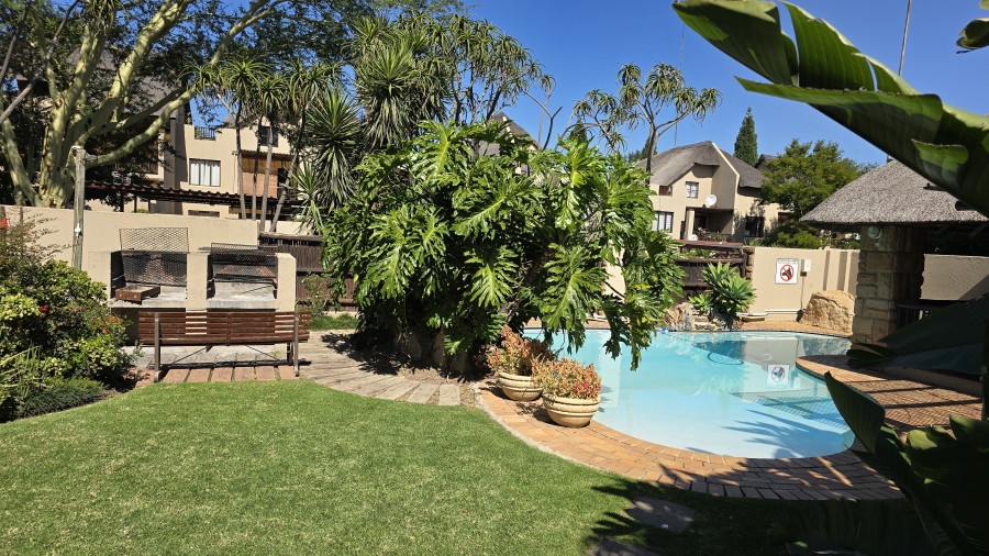 1 Bedroom Property for Sale in Sunninghill Gauteng