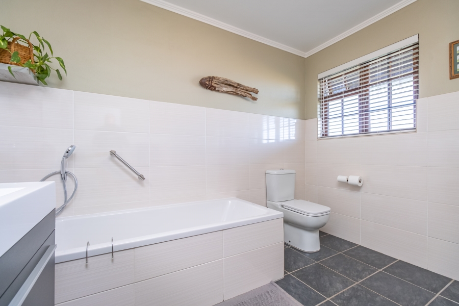 3 Bedroom Property for Sale in Sterkfontein Country Estates Gauteng