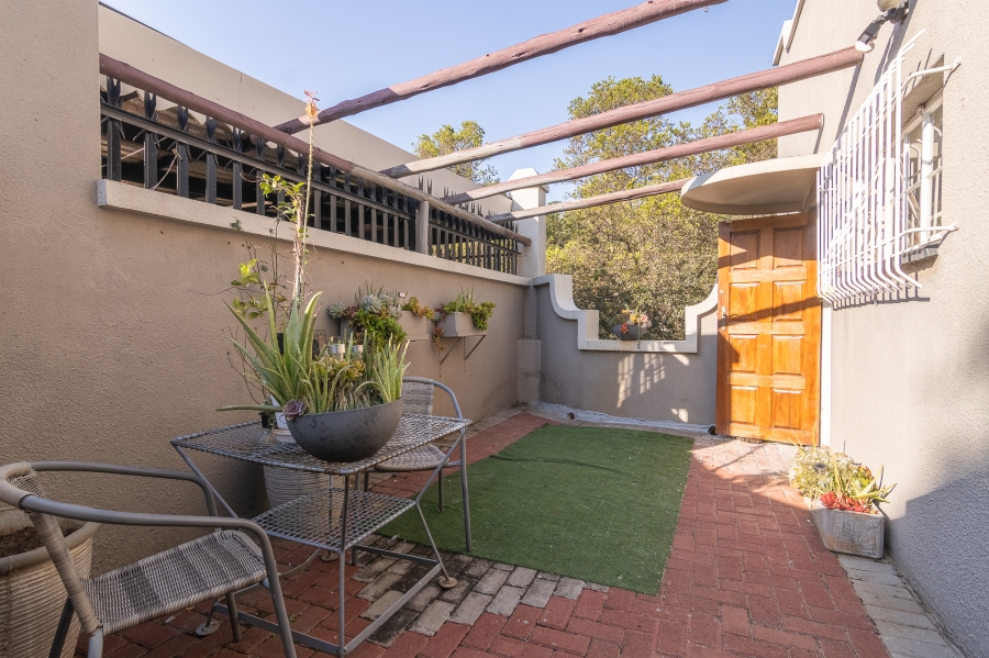 2 Bedroom Property for Sale in Helderkruin Gauteng