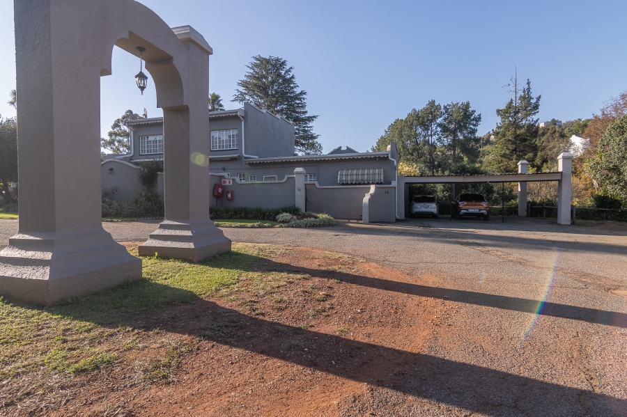 2 Bedroom Property for Sale in Helderkruin Gauteng