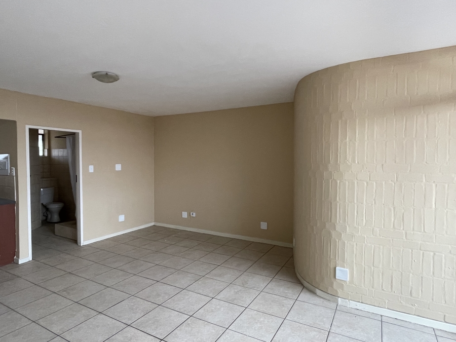 1 Bedroom Property for Sale in Sunnyside Gauteng