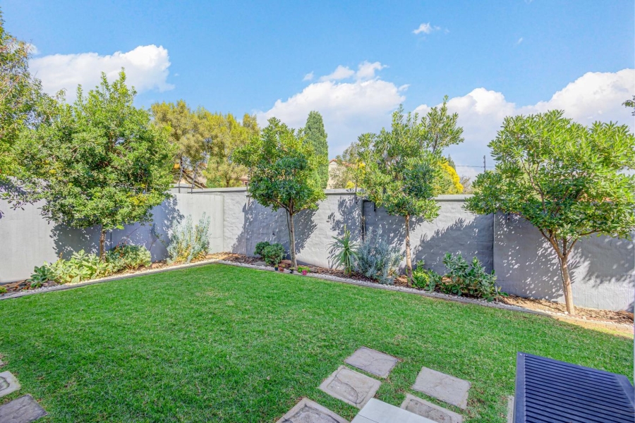 3 Bedroom Property for Sale in Barbeque Downs Gauteng