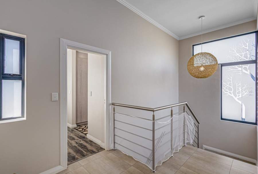 3 Bedroom Property for Sale in Barbeque Downs Gauteng
