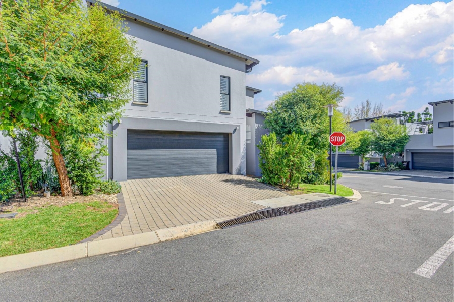 3 Bedroom Property for Sale in Barbeque Downs Gauteng