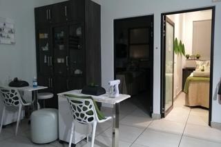 2 Bedroom Property for Sale in Greenstone Hill Gauteng