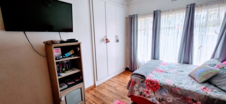 3 Bedroom Property for Sale in Risiville Gauteng
