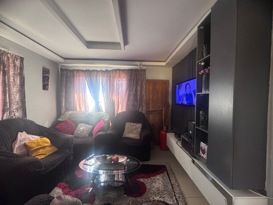 3 Bedroom Property for Sale in Vosloorus Ext 6 Gauteng