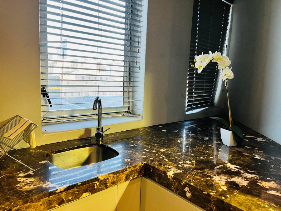 1 Bedroom Property for Sale in Johannesburg Central Gauteng