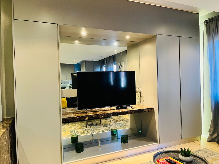 1 Bedroom Property for Sale in Johannesburg Central Gauteng