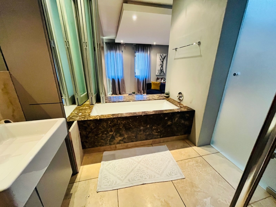 1 Bedroom Property for Sale in Johannesburg Central Gauteng