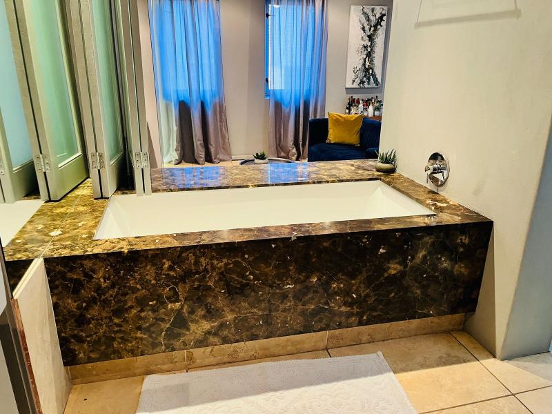 1 Bedroom Property for Sale in Johannesburg Central Gauteng