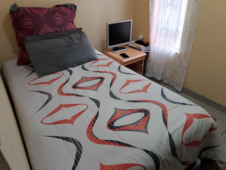 2 Bedroom Property for Sale in Bram Fischerville Gauteng