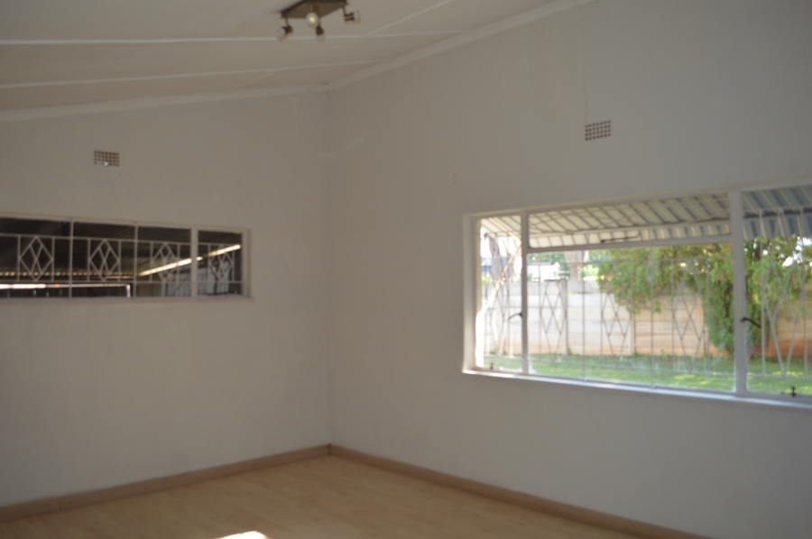 3 Bedroom Property for Sale in Meyerton Central Gauteng
