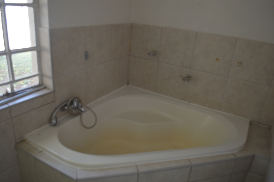 3 Bedroom Property for Sale in Meyerton Central Gauteng