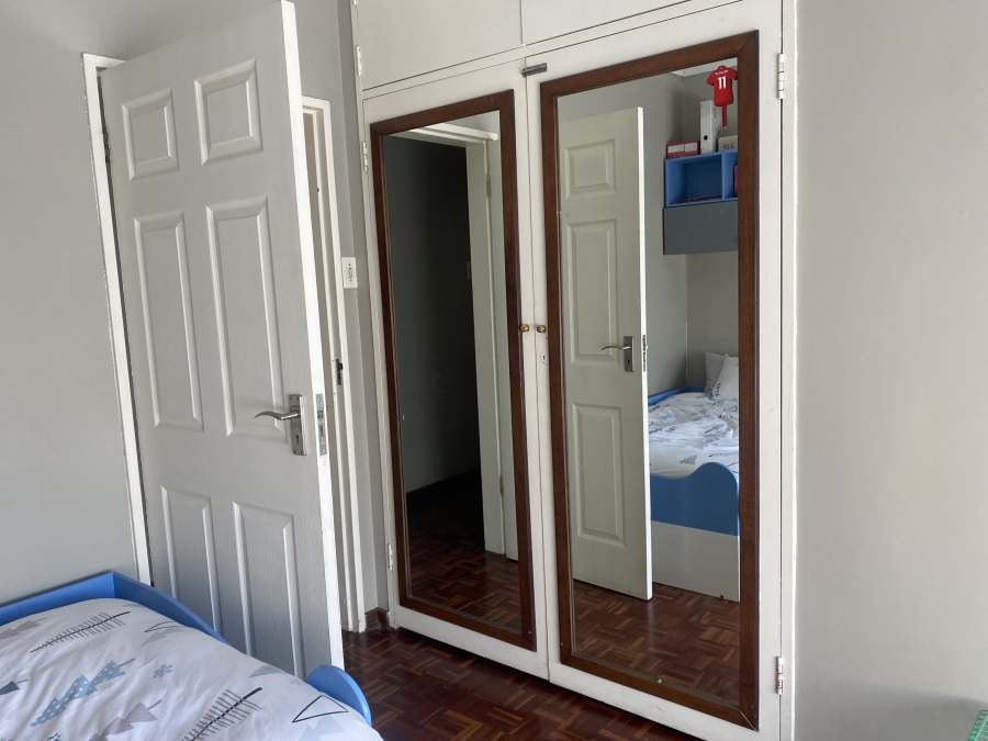 5 Bedroom Property for Sale in Robertsham Gauteng