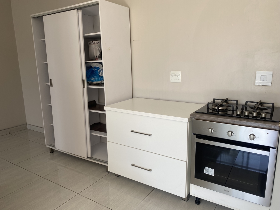 5 Bedroom Property for Sale in Robertsham Gauteng