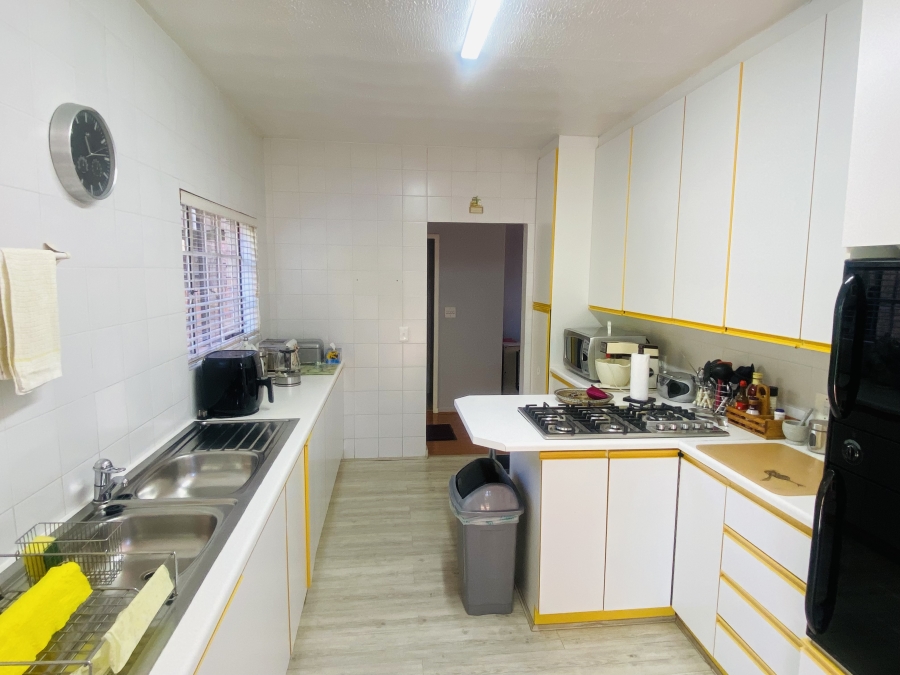 3 Bedroom Property for Sale in New Redruth Gauteng