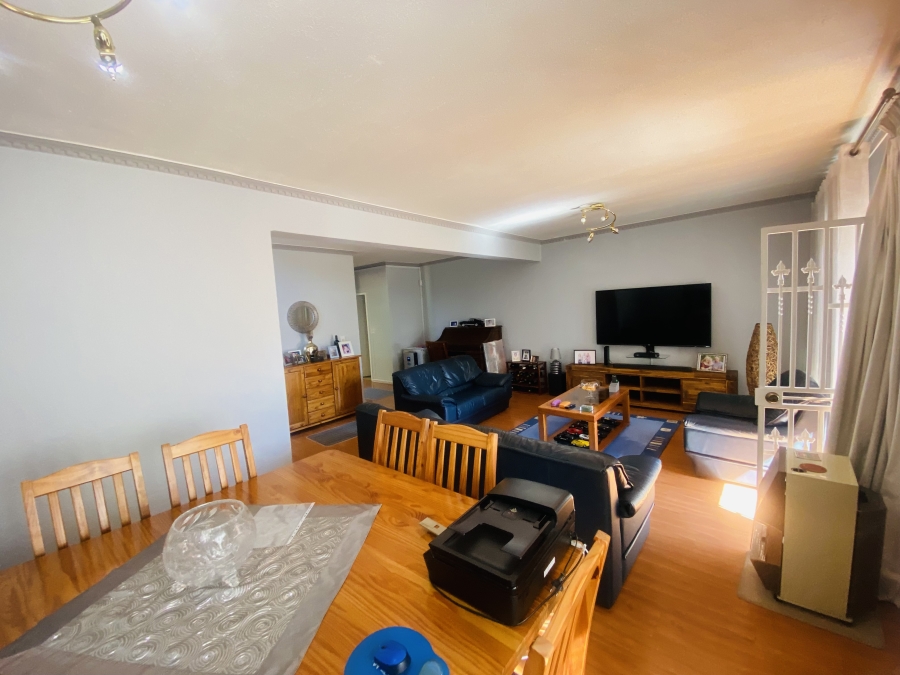 3 Bedroom Property for Sale in New Redruth Gauteng