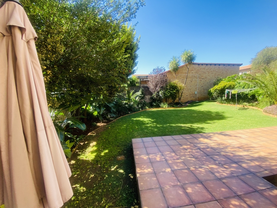 3 Bedroom Property for Sale in New Redruth Gauteng