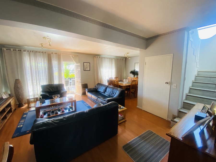 3 Bedroom Property for Sale in New Redruth Gauteng