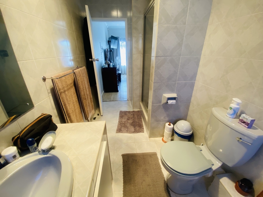 3 Bedroom Property for Sale in New Redruth Gauteng