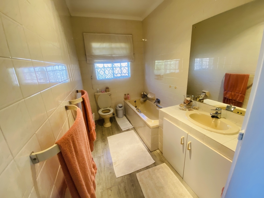 3 Bedroom Property for Sale in New Redruth Gauteng