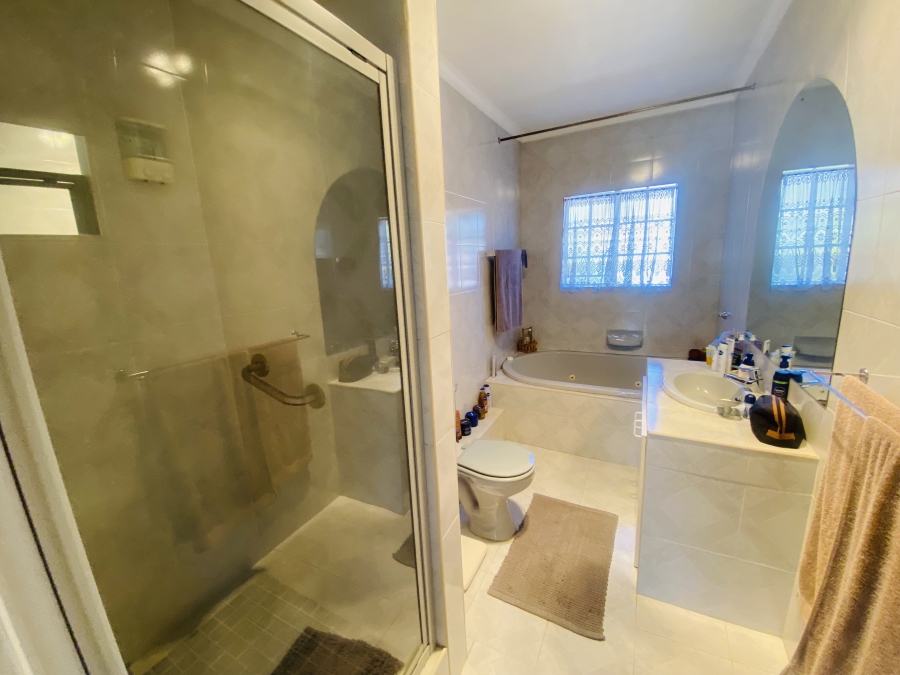 3 Bedroom Property for Sale in New Redruth Gauteng