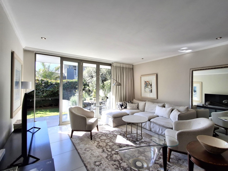 1 Bedroom Property for Sale in Hurlingham Gauteng