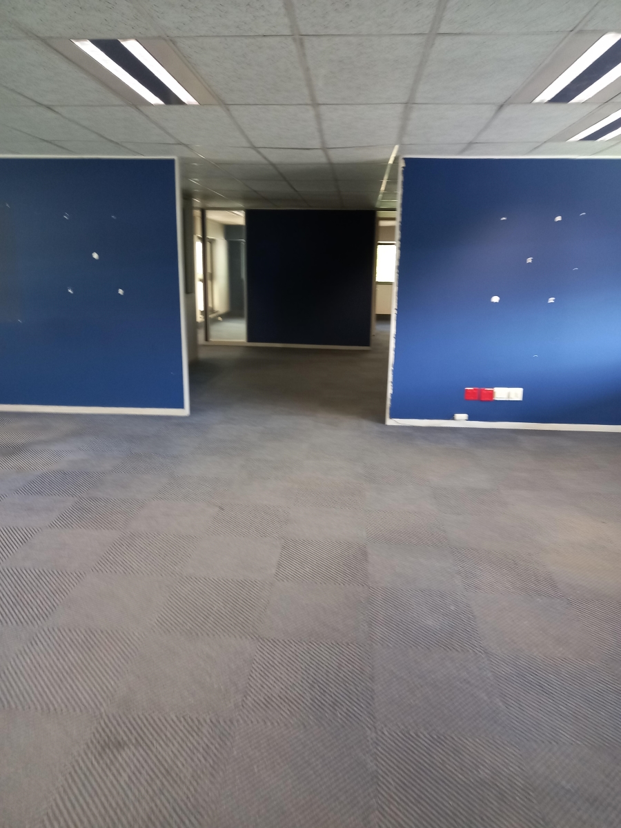 To Let commercial Property for Rent in Randjespark Gauteng