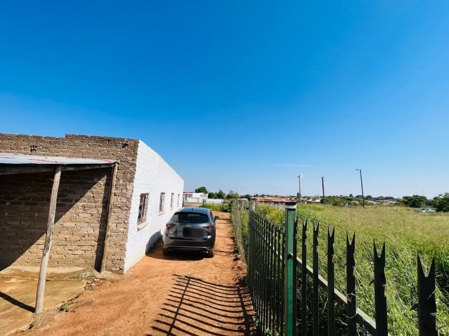 0 Bedroom Property for Sale in Soshanguve S Gauteng