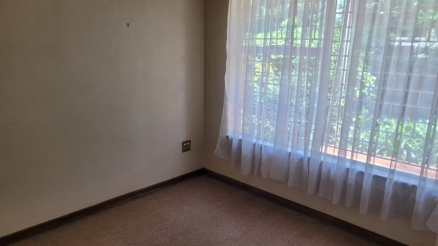 4 Bedroom Property for Sale in Kenleaf Gauteng