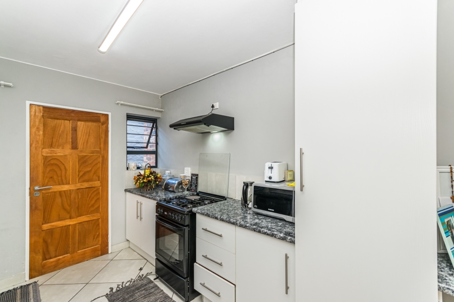 2 Bedroom Property for Sale in Florida Gauteng