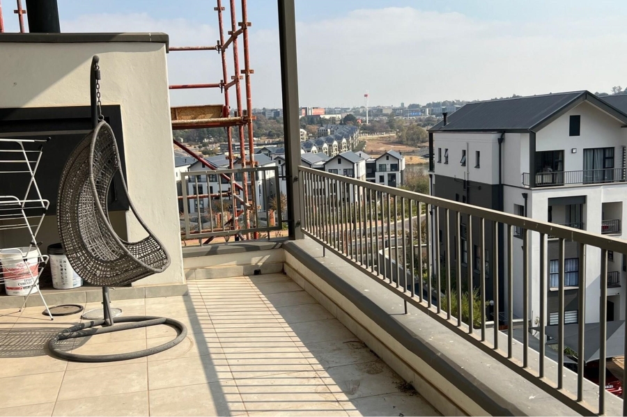 To Let 2 Bedroom Property for Rent in Waterfall Gauteng