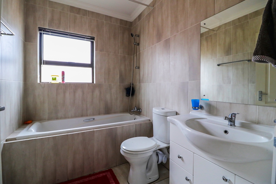 3 Bedroom Property for Sale in Edendale Gauteng