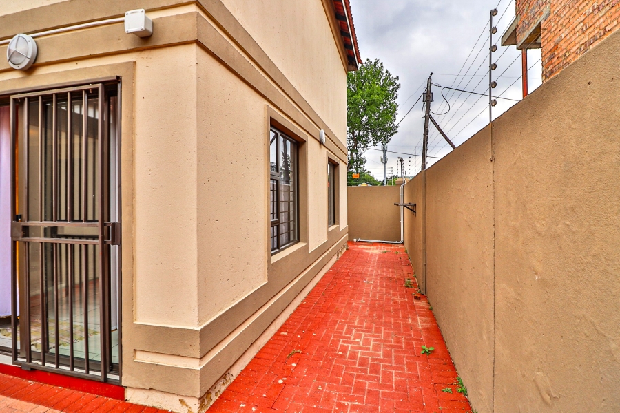 3 Bedroom Property for Sale in Edendale Gauteng