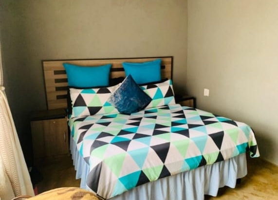 2 Bedroom Property for Sale in Tsakane Gauteng
