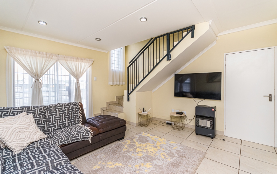 3 Bedroom Property for Sale in Mindalore Gauteng
