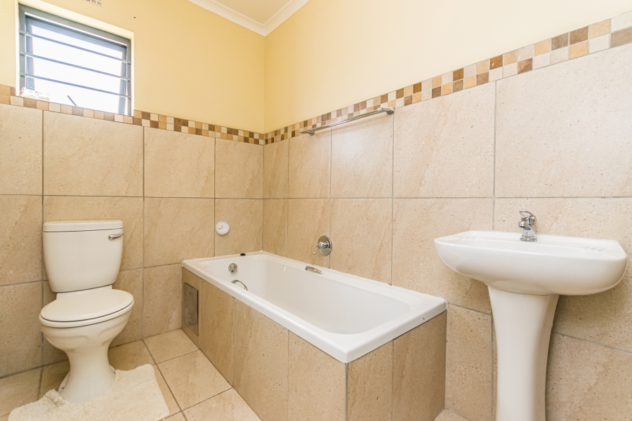 3 Bedroom Property for Sale in Mindalore Gauteng